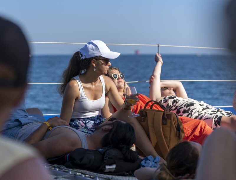 Barcelona: Catamaran Sail and Skyline - Participant Information