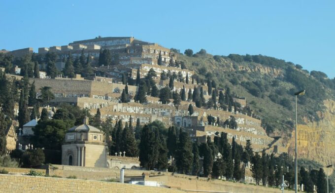 Barcelona: Cemetery Tour - Gothic Graves & Local History - FAQ