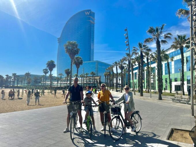 Barcelona: Central Park E-bike Tour / E-Scooter Tour - Tour Start Location