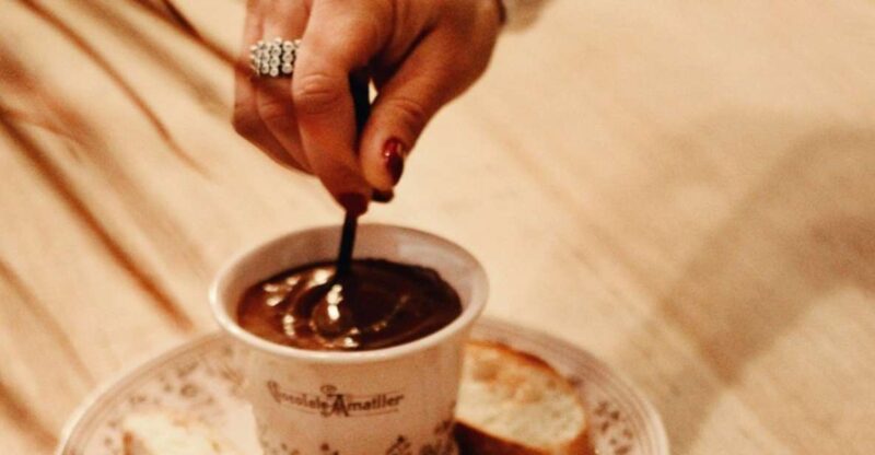 Barcelona Chocolate Tour & History - Key Points