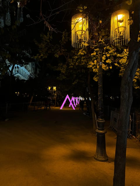 Barcelona: Christmas Lights and Markets Bike Tour - Discovering Catalan Traditions