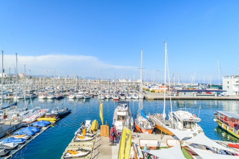 Barcelona: City and Seafront Guided Segway Tour - Itinerary Highlights