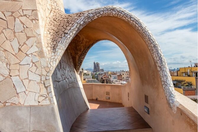 Barcelona City Card With 30+Attractions, Tours and Hop on Hop off - Accessibility and Additional Information