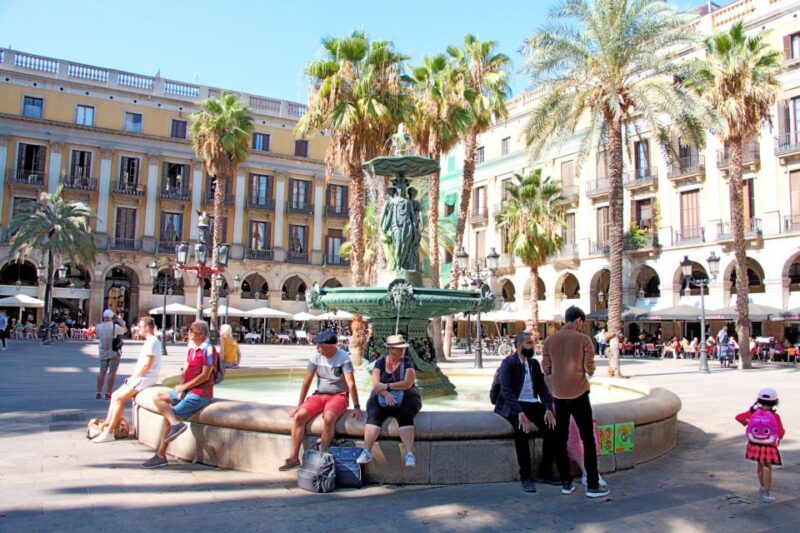 Barcelona City: El Raval and Gothic Quarter Audio Tour - Preparation and Requirements