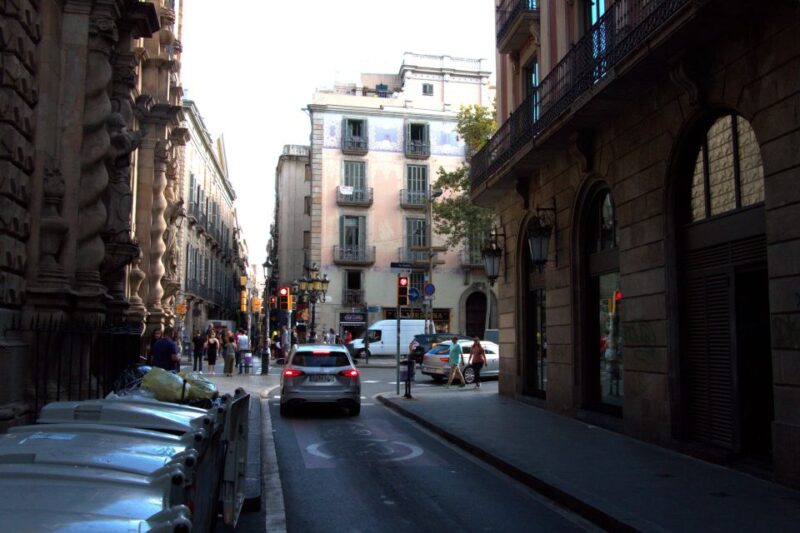 Barcelona City: El Raval and Gothic Quarter Audio Tour - Customer Feedback