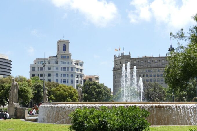 Barcelona: City Highlights Full-Day Private Guided Tour - Inclusions and Exclusions