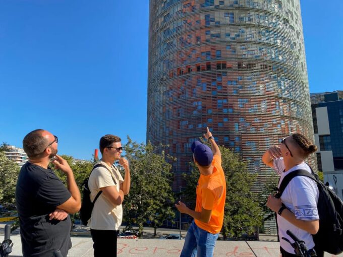 Barcelona: City Highlights Guided E-Bike Tour - Payment and Booking