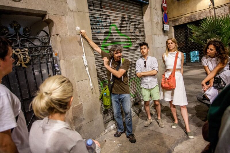 Barcelona: Dark History Night Walking Tour - Important Information