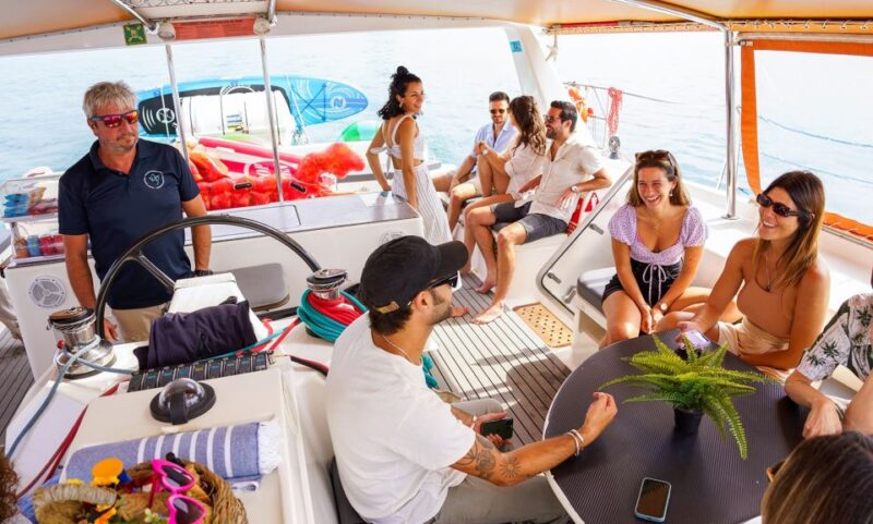 Barcelona: Daytime or Sunset Catamaran Cruise With Drink - Pet Policy