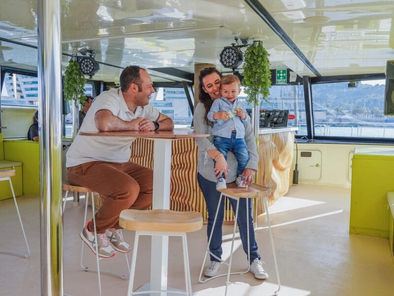 Barcelona: Daytime or Sunset Catamaran Cruise With Music - Onboard Amenities and Refreshments