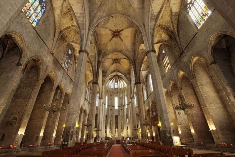 Barcelona El Born in 1 Day: Walking Tour With Digital Guide - Key Points