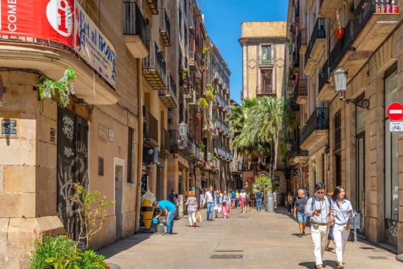 Barcelona El Born in 1 Day: Walking Tour With Digital Guide - Uncovering El Borns Rich History