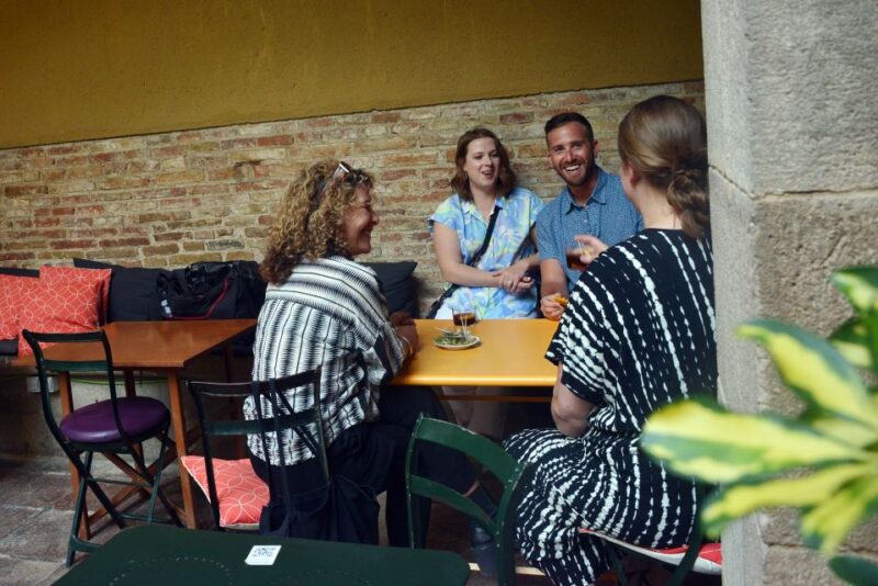 Barcelona: Evening Food and Wine Tasting Tour - Surcharge for Small Groups