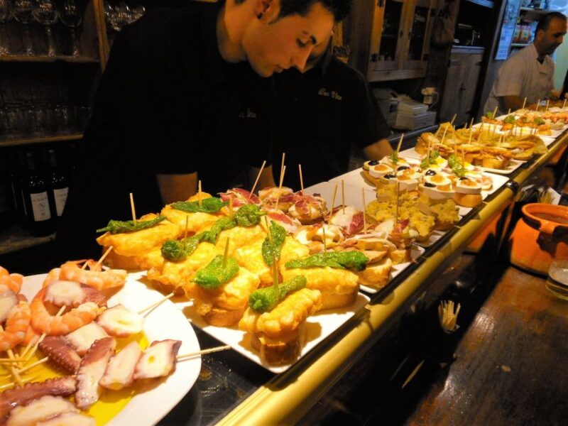 Barcelona: Evening Walking Tour in the Gaudi Area With Tapas - Off-the-Beaten-Path Tapas Bars