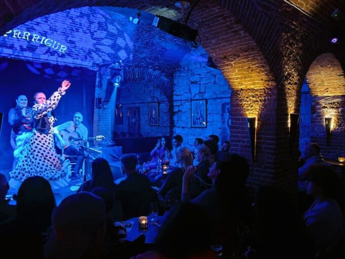 Barcelona: Exclusive Flamenco Show at El Paraigua With Drink - Frequently Asked Questions
