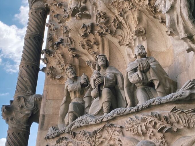Barcelona: Fast Track Guided Tour of Sagrada Familia - Additional Information for Visitors