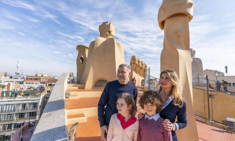 Barcelona: Fast Track La Casa Milà Guided Tour - Architectural Features and Experience