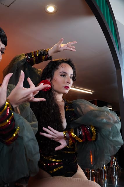 Barcelona: Flamenco Cabaret Dinner Show - Tapas Menu