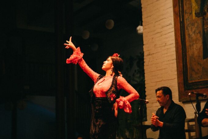 Barcelona: Flamenco Show With Dinner at Tablao De Carmen - Meal and Drink Options