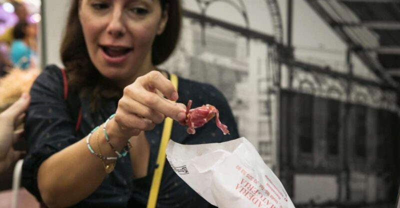 Barcelona: Food & Market Tapas Tour - Learn to Make Pa Amb Tomàquet