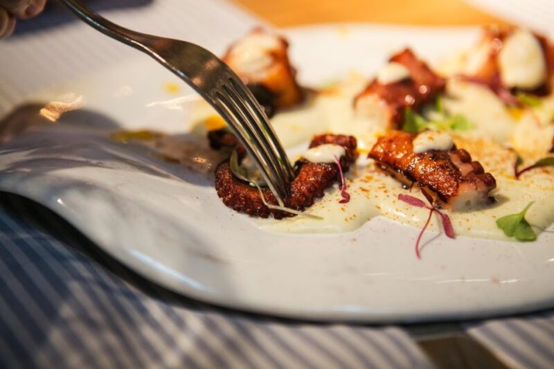 Barcelona: Food & Market Tapas Tour - Taste Traditional Spanish Dishes