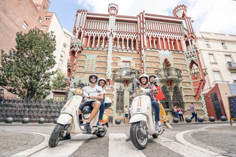 Barcelona Gaudí Guided Tour: Walking Tour & Vespa Tour 5h - Key Highlights