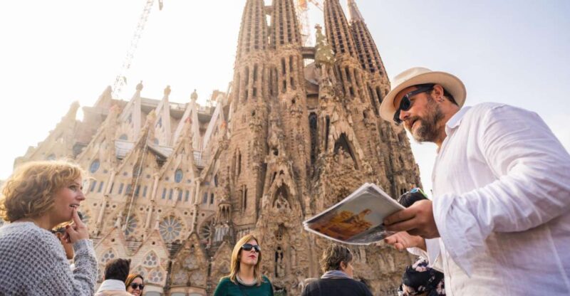 Barcelona: Gaudi Highlights Ebike Tour - Itinerary Highlights