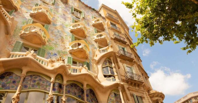 Barcelona: Gaudís City Masterpieces Self-Guided Audio Tour - Recap