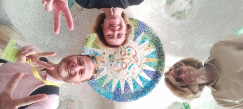 Barcelona: Gaudí's Park Güell and Casa Batlló Private Tour - Discovering Casa Batllò