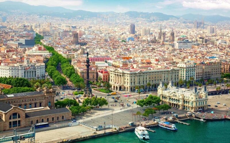 Barcelona: Gothic Quarters Deepest Secrets Tour and Sangria - Itinerary Highlights