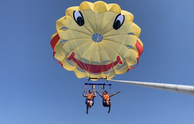 Barcelona: Guided Parasailing Experience - Duration and Languages