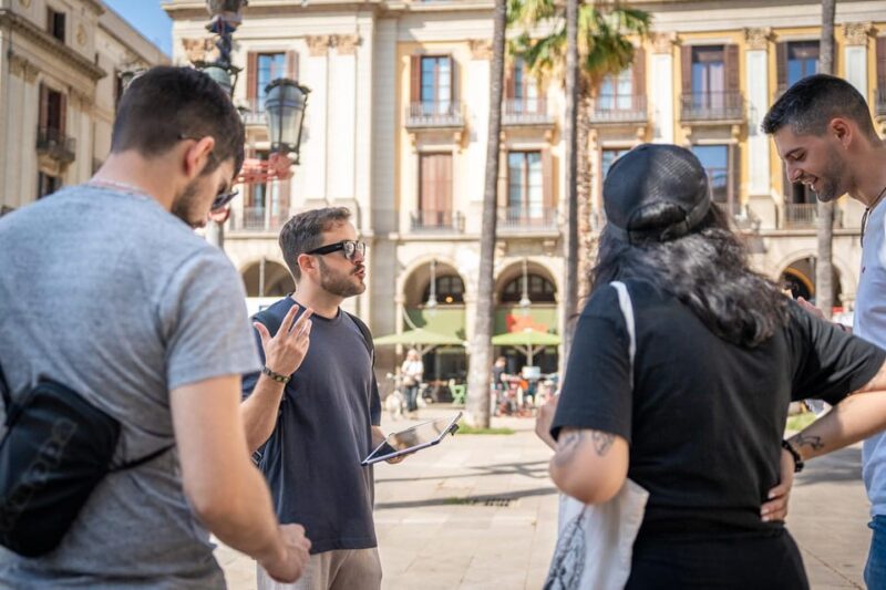 Barcelona Guided Tour in French - Guide Information
