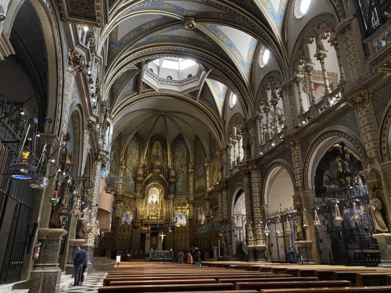 Barcelona: Half-Day Montserrat Monastery and Mountain Hike - What to Bring for the Hike