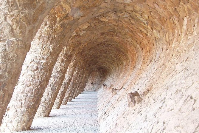 Barcelona Half-day Tour With Local Driver-guide - Quick Points