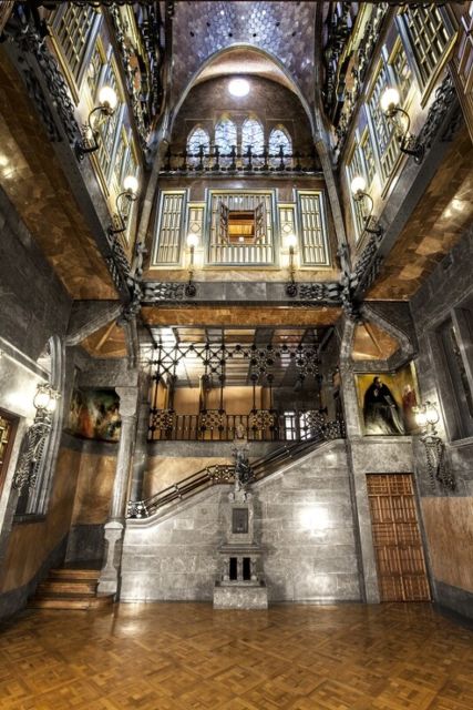 Barcelona: Hidden History of Raval - Key Points