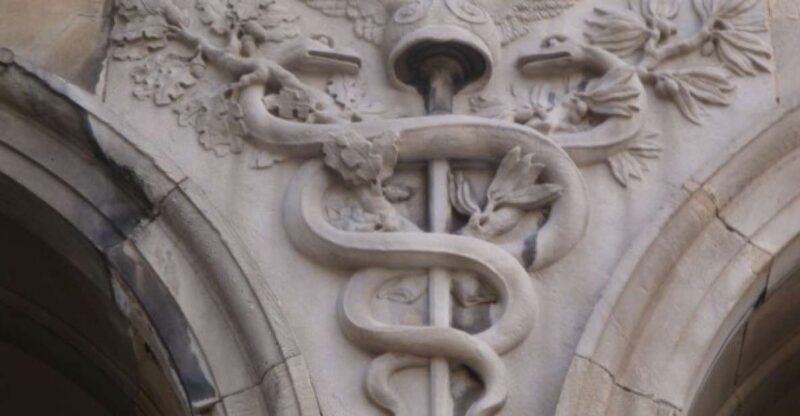 Barcelona: Hidden Secrets City Tour in German or English - Duration and Languages