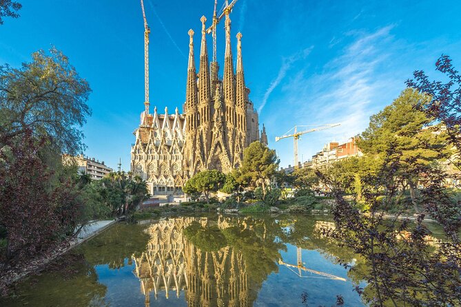 Barcelona Highlights in One Day - Accessibility and Participation