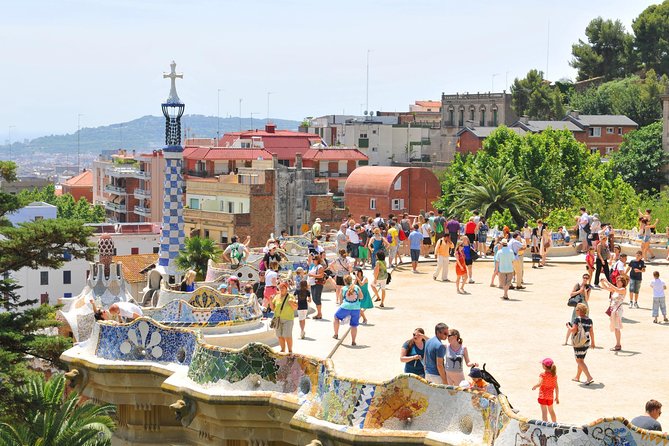 Barcelona Highlights Private Guided Tour With Hotel Pick-Up - Pricing and Reviews