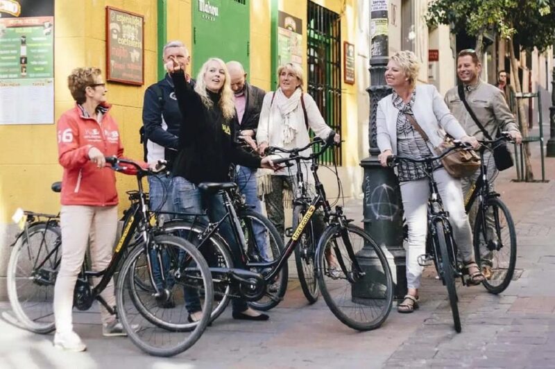 Barcelona: Historic City E-Bike Tour - Key Points