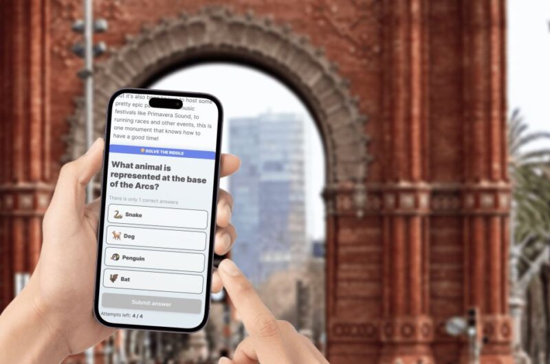 Barcelona: History and Architecture Self-Guided Walking Tour - Key Points