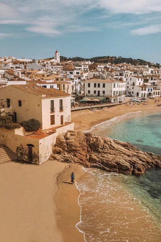 Barcelona: Holidays in Calella De Palafrugell - Key Points
