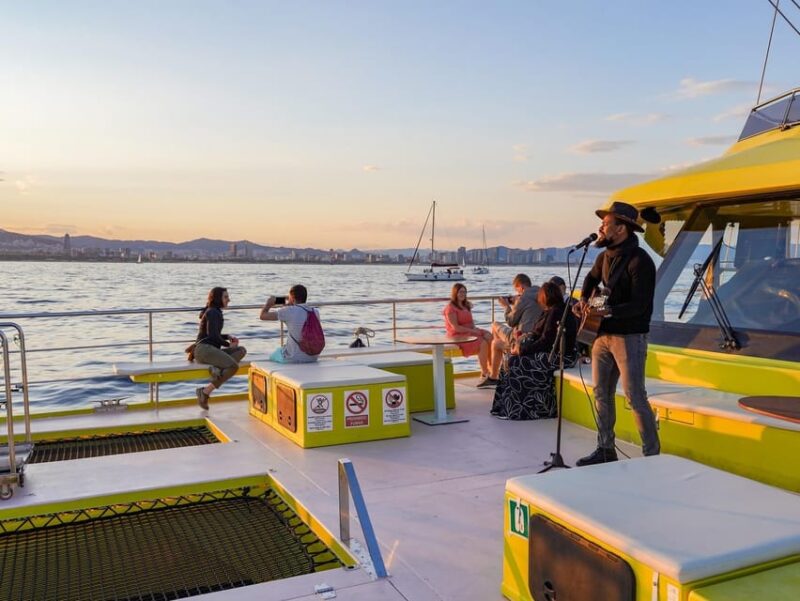Barcelona: Hop-On Hop-Off Bus With Sailing Cruise - Panoramic Views and Audio Guide