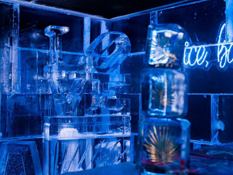 Barcelona: Ice Bar Experience Entry Ticket With 1 Drink - Location Information
