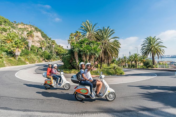BARCELONA ICONS & PANORAMIC VIEWS by Vespa Scooter - Participation Requirements