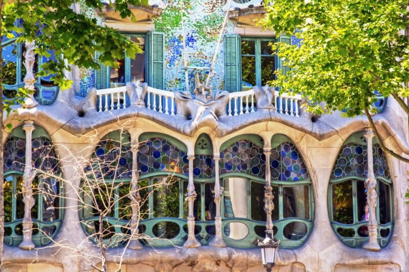 Barcelona in a Day: a Self-Guided Audio Tour in English - Experience Highlights