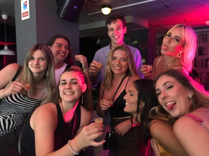 Barcelona: International Party & Bar Crawl With VIP Entry - Free Shots and Drink Deals