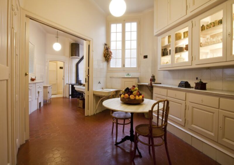 Barcelona: La Pedrera Sunrise Guided Tour - Booking and Cancellation