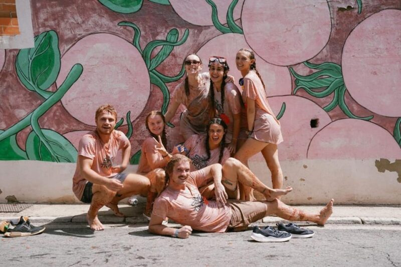Barcelona: La Tomatina Day Trip - Meeting Point