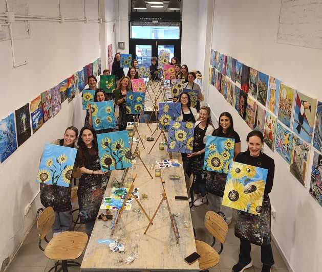 Barcelona: Learn to Paint, Sip Wine, Enjoy Snacks & Music - Class Features