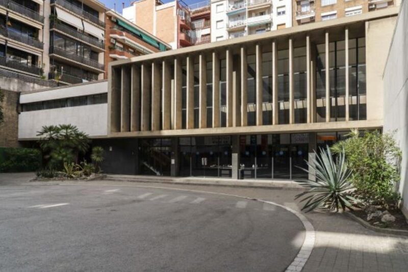 Barcelona: Manifesta 15 Barcelona Metropolitana Access Pass - Visitor Opening Hours